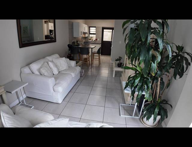 1 BEDROOM TOWNHOUSE FOR SALE IN BLUE MOUNTAIN VILLAGE